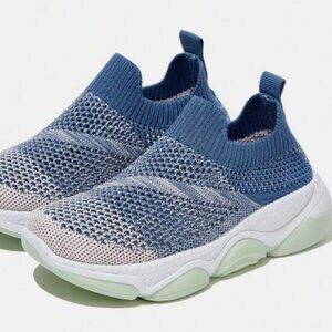 JNSQ 1 Pair Boys' Casual  Comfortable Soft Bottom Breathable US 2.5/EU 34 NEW